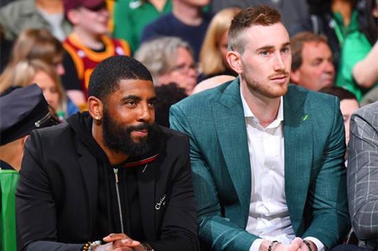 邮报：水晶宫和富勒姆关注沃特福德边锋瓦塔，标价约2000万镑（每日邮报：水晶宫与富勒姆有意引进沃特福德边锋瓦塔，身价约2000万英镑）