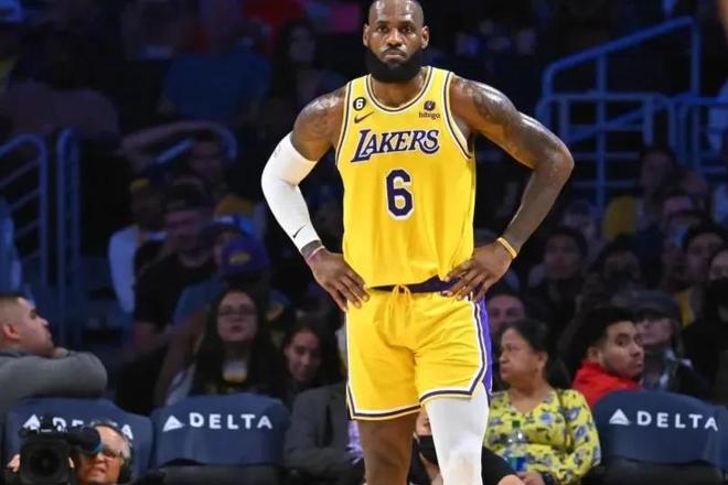 意媒：FIFA考虑修改世界杯抽签分档规则，附加赛晋级队不再强制4档（意媒称FIFA酝酿改革世界杯抽签分档：附加赛出线队或不再一律列入第四档）