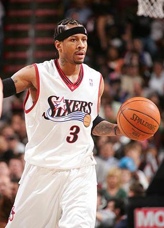 TA：皇马球星团队深度介入更衣室，阿隆索管理面临额外挑战（TA：皇马更衣室遭球星团队深度介入，阿隆索管理难度上升）