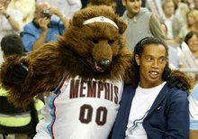 意媒：国米想引进一名年轻中卫，目前共有3个目标（意媒：国米欲签年轻中卫，已锁定三名候选）