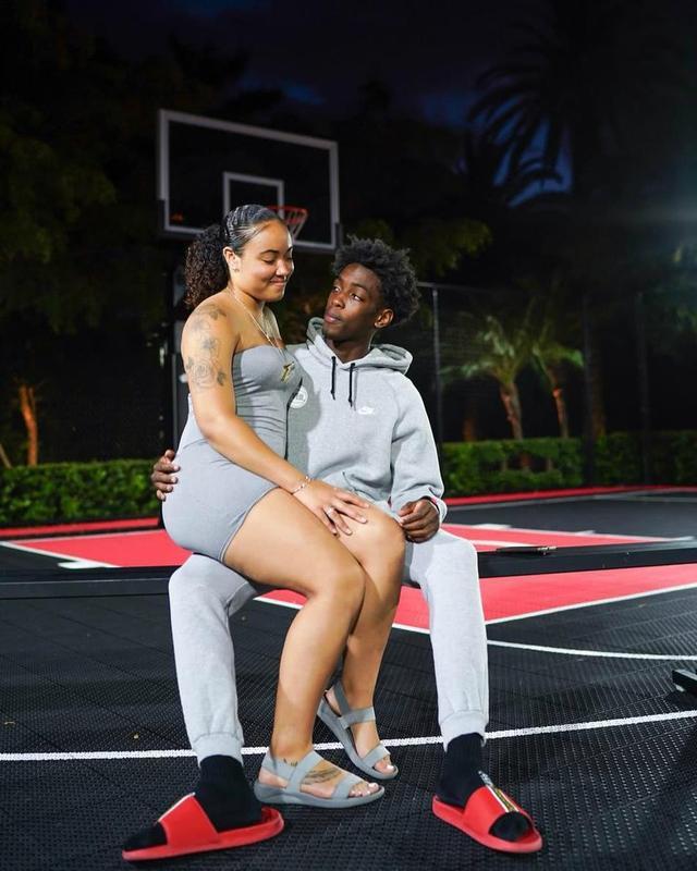 姆巴佩速度制胜 防线全面告急（姆巴佩一骑绝尘，后防线告急）